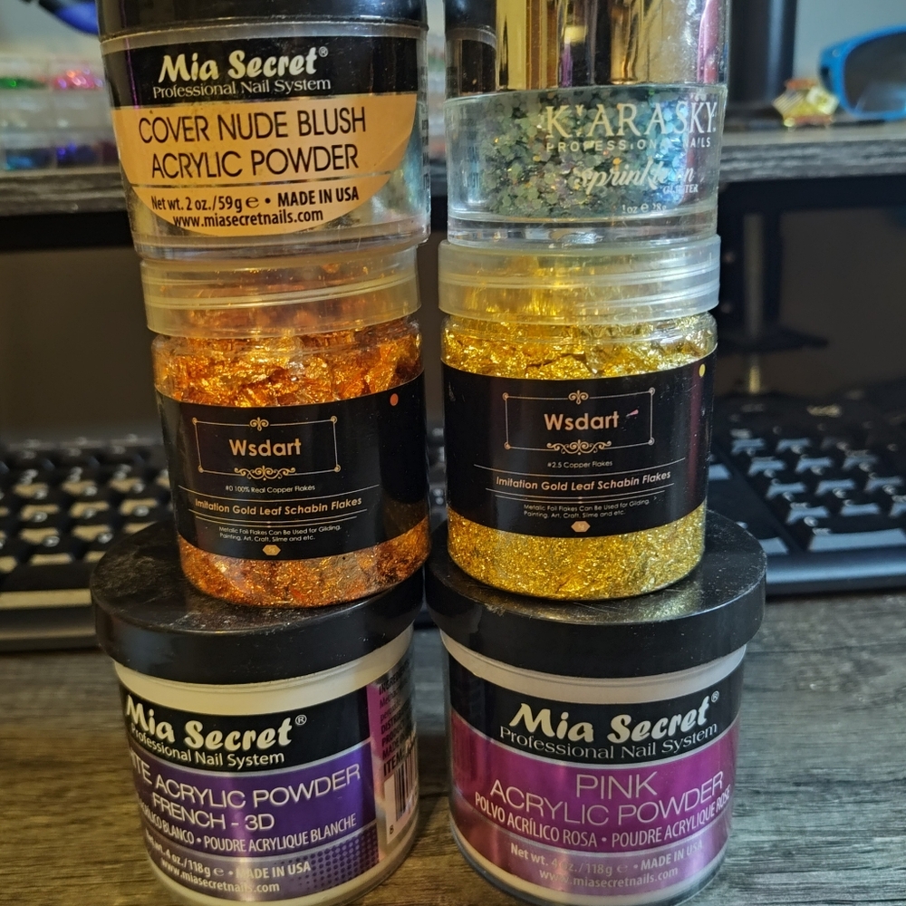 Acrylic Nail Powder & Nail Art